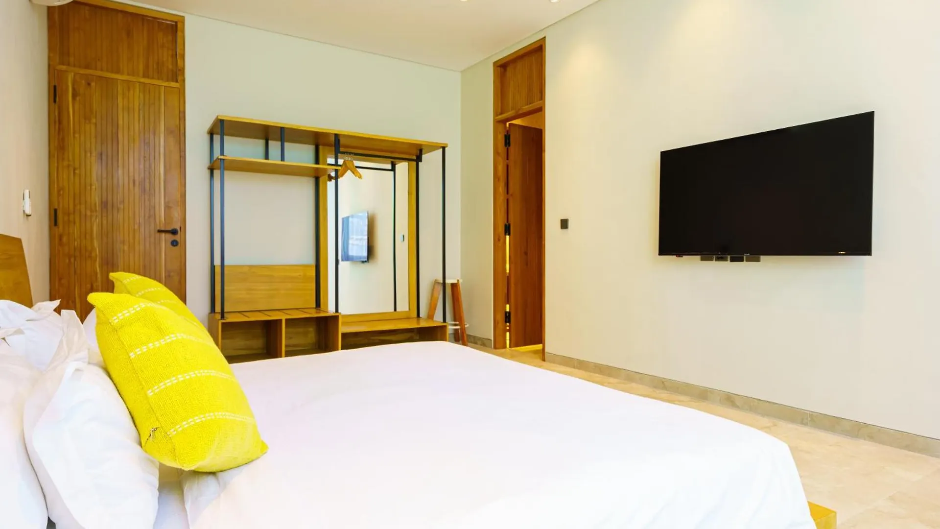 New Amazing 3Br Villa In The Heart Of Seminyak 0*, 塞米亚克